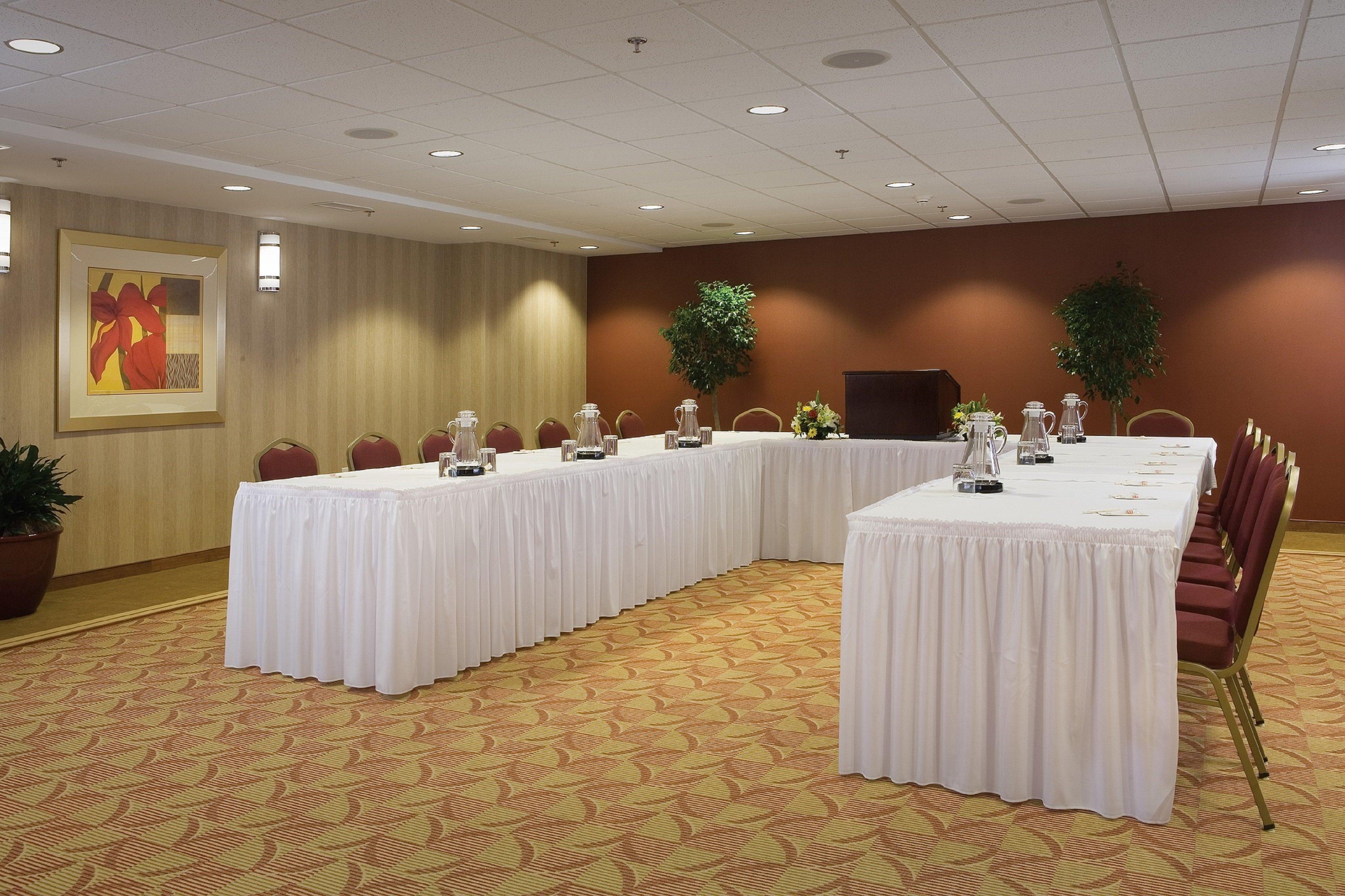 Holiday Inn Express & Suites Charlottesville - Ruckersville, An Ihg Hotel Екстер'єр фото