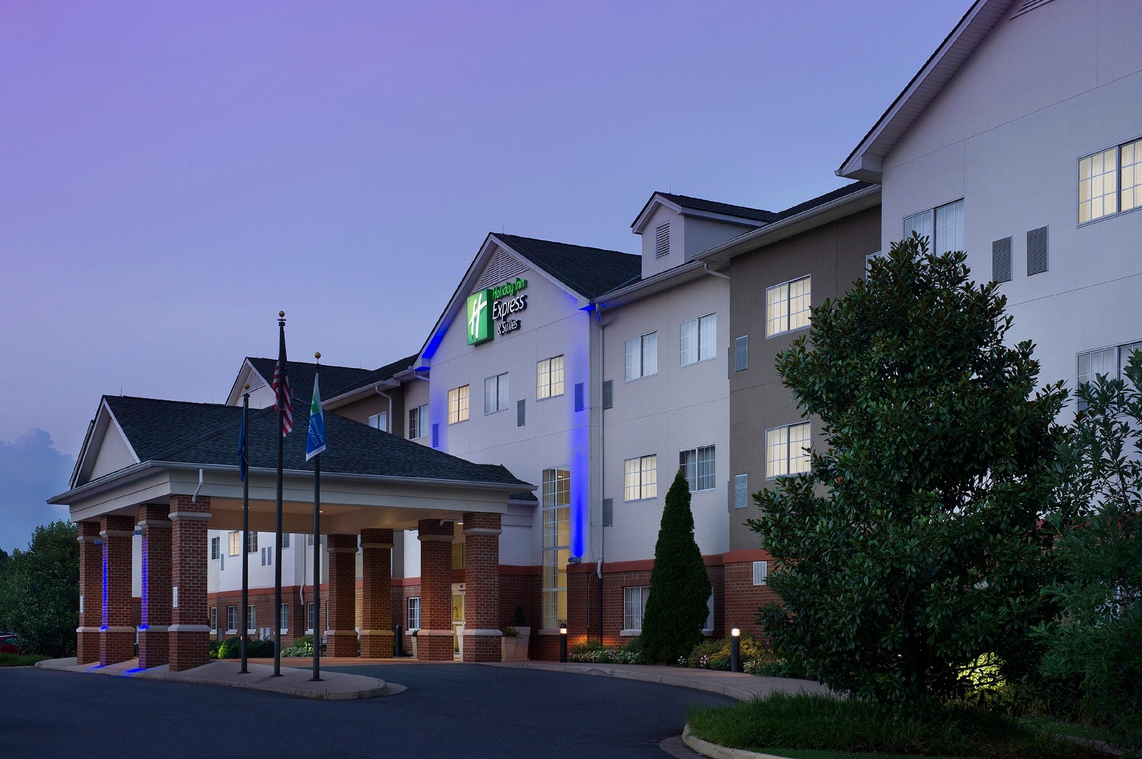 Holiday Inn Express & Suites Charlottesville - Ruckersville, An Ihg Hotel Екстер'єр фото