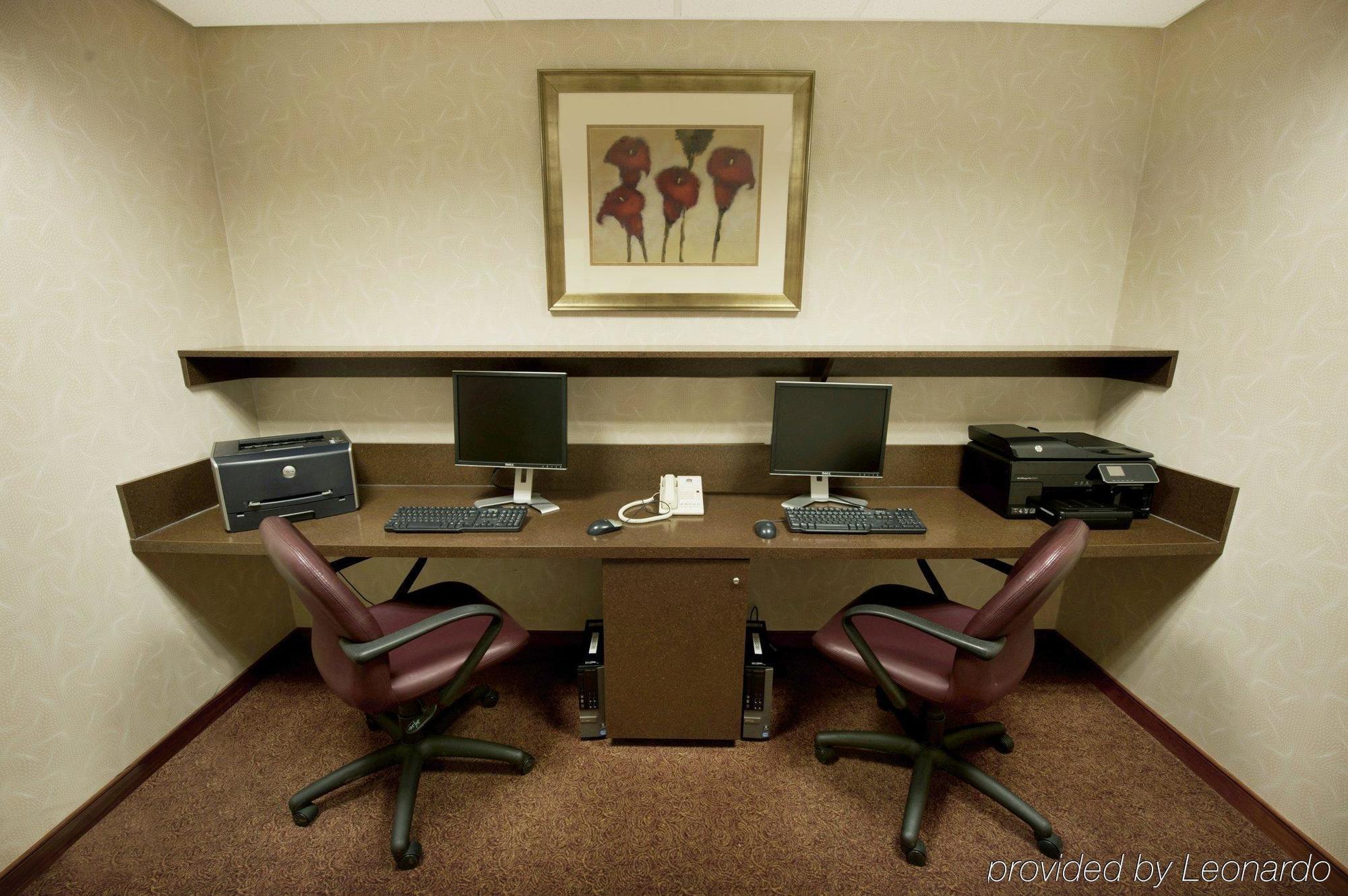 Holiday Inn Express & Suites Charlottesville - Ruckersville, An Ihg Hotel Екстер'єр фото